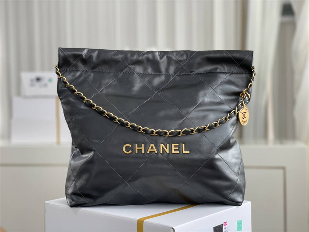 Chanel 22 bag 35cm small  2025 new 